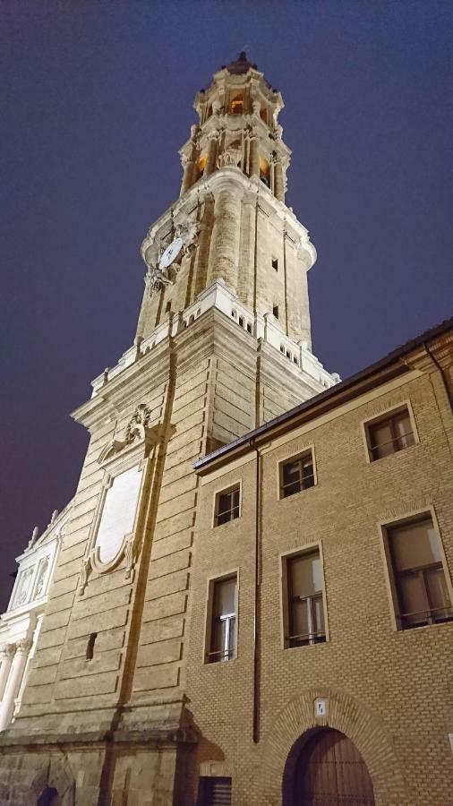 Apartamento Dean Dos Catedrales Zaragoza Exterior foto