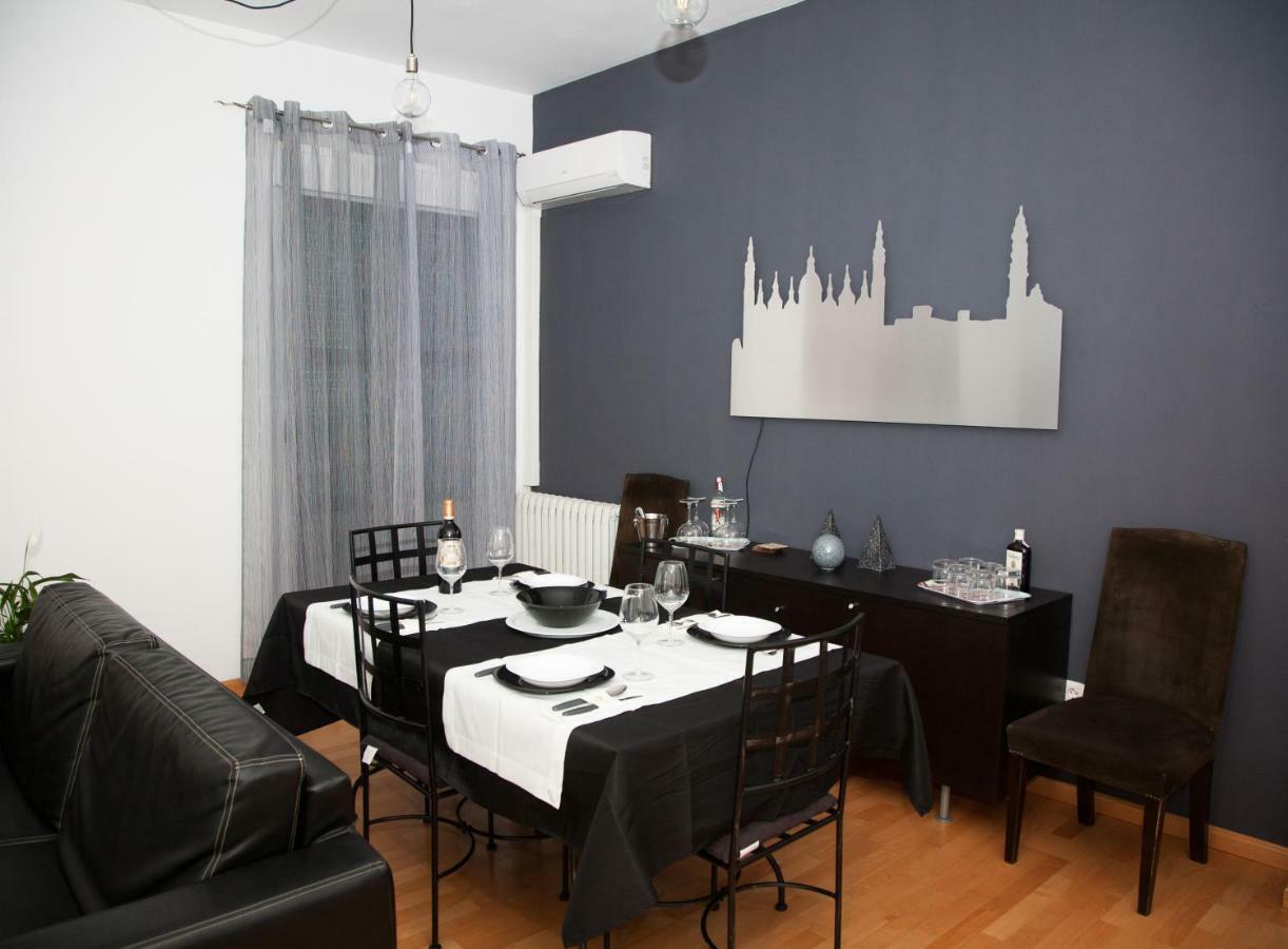 Apartamento Dean Dos Catedrales Zaragoza Exterior foto